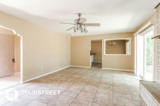 11520 Bel Air Pl in Oklahoma City, OK - Foto de edificio - Building Photo