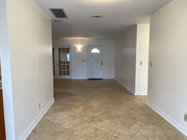 499 Iris Ave in Palm Beach Gardens, FL - Building Photo - Building Photo