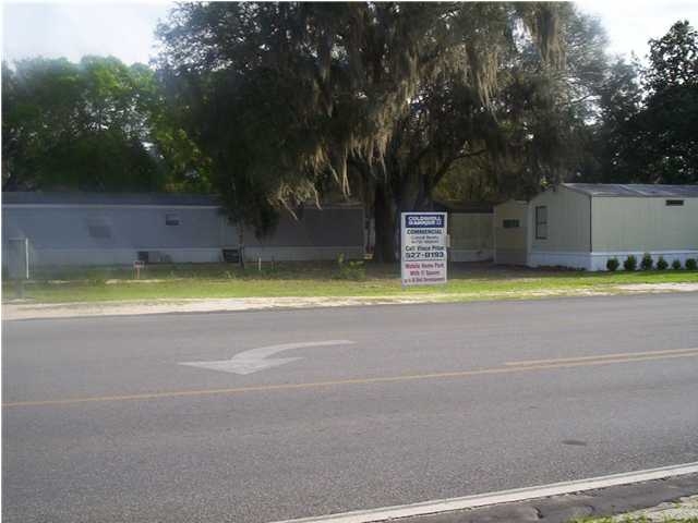 Busy Bee Mobile Home Park in Callaway, FL - Building Photo