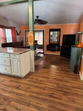 638 N Edgewater Dr in Plant City, FL - Building Photo - Building Photo