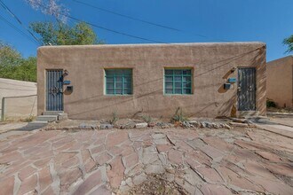 1409-1409 Hazeldine Ave SE in Albuquerque, NM - Building Photo - Building Photo
