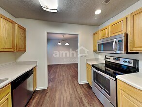6014 Patric Alan Ct in Charlotte, NC - Building Photo - Building Photo
