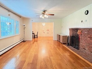 2020 Midlane S in Syosset, NY - Building Photo - Building Photo