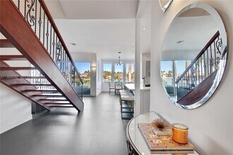 257 N Coconut Ln in Miami Beach, FL - Building Photo - Building Photo