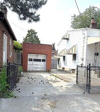 21-72-72 48th St in Queens, NY - Building Photo - Building Photo
