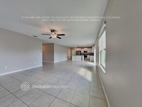 1448 Flower Dust Dr in Ruskin, FL - Foto de edificio - Building Photo