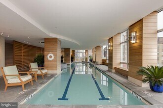 440 S Broad St in Philadelphia, PA - Building Photo - Building Photo