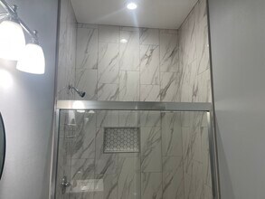 2904 E 63rd St, Unit A in Long Beach, CA - Foto de edificio - Building Photo