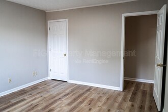 1816 Lively Rd in Maryville, TN - Building Photo - Building Photo