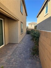 10591 Sariah Skye Ave in Las Vegas, NV - Foto de edificio - Building Photo