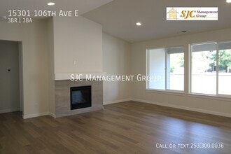 15301 106th Ave E in South Hill, WA - Foto de edificio - Building Photo