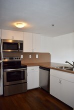 55 E 4th St, Unit Unit # 303 in Hialeah, FL - Building Photo - Building Photo