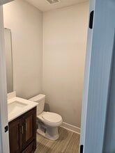 1205 SW Locust St in Oak Grove, MO - Building Photo - Building Photo