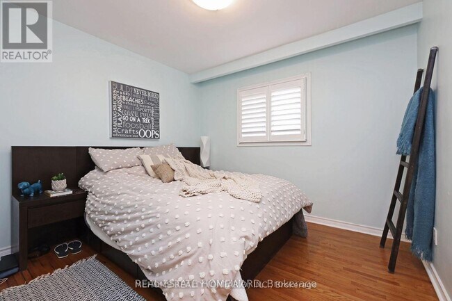 130 Edmonton Dr in Toronto, ON - Building Photo - Building Photo
