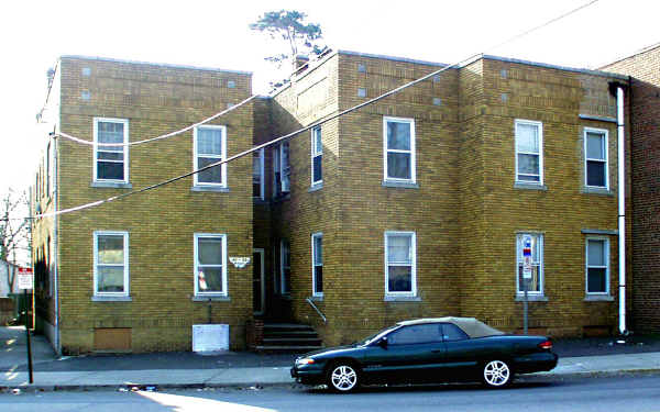 68-70 Main Ave in Passaic, NJ - Foto de edificio