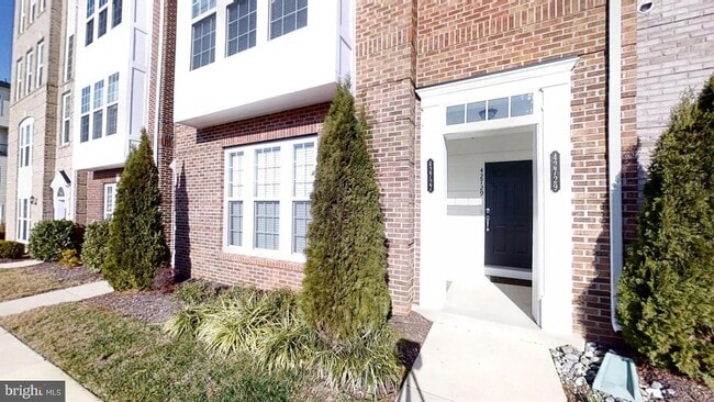property at 42727 Eildon Terrace