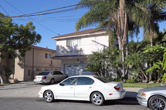 725 Edgewood St in Inglewood, CA - Foto de edificio - Building Photo