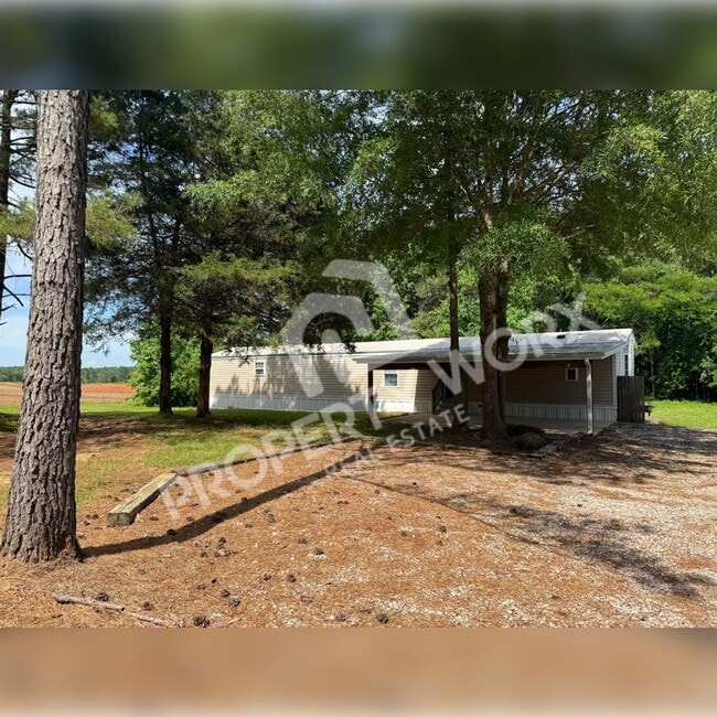 property at 3643 Bergeron Rd