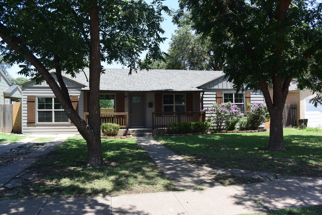 3116 31st St in Lubbock, TX - Building Photo