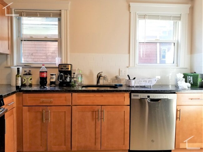 25 Chester St in Boston, MA - Building Photo - Building Photo