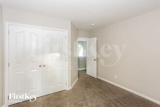 4316 Poplar Grove Dr in Charlotte, NC - Building Photo - Building Photo