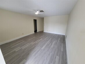 1028 Lillian St in Venice, FL - Building Photo - Building Photo