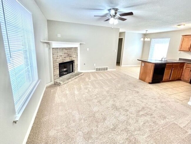 10221 Sterling Ridge Dr in Cordova, TN - Building Photo - Building Photo