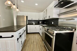 1001 NW Central Ave in Seaside Park, NJ - Building Photo - Building Photo
