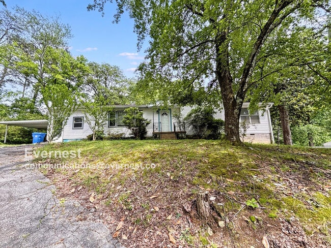 3744 Thrushwood Dr in Chattanooga, TN - Building Photo - Building Photo