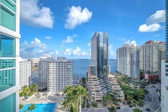 951 Brickell Ave in Miami, FL - Building Photo - Building Photo