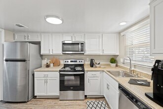 Merrick Place in Lexington, KY - Building Photo - Building Photo