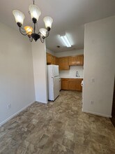 609 Yellow Meadow Ct in Bakersfield, CA - Building Photo - Building Photo
