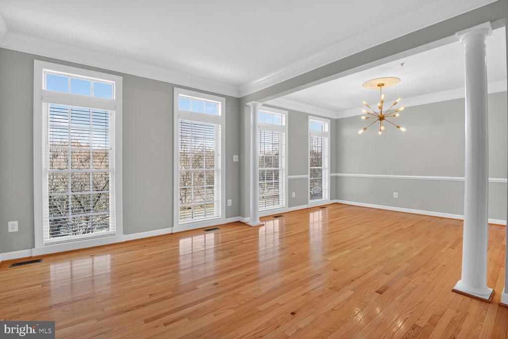 6 Sharpstead Ln in Gaithersburg, MD - Building Photo