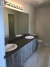 39 Eberhardt Dr in Wasaga Beach, ON - Building Photo - Building Photo