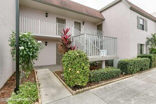 2727 N Wickham Rd, Unit 20510 in Melbourne, FL - Building Photo