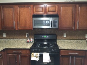 908 Wendlebury Ct in Alpharetta, GA - Building Photo - Building Photo