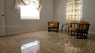 11 W 19th St in Hialeah, FL - Building Photo - Building Photo