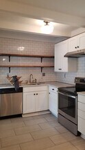 5546 Pocusset St-Unit -5546 in Pittsburgh, PA - Foto de edificio - Building Photo