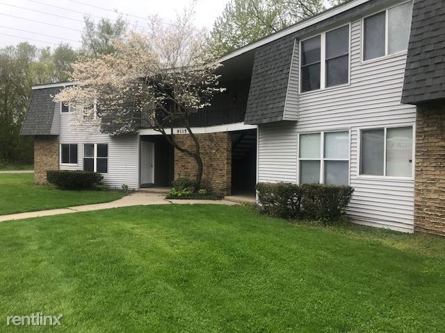 Midway Apartments in Berrien Springs, MI - Building Photo