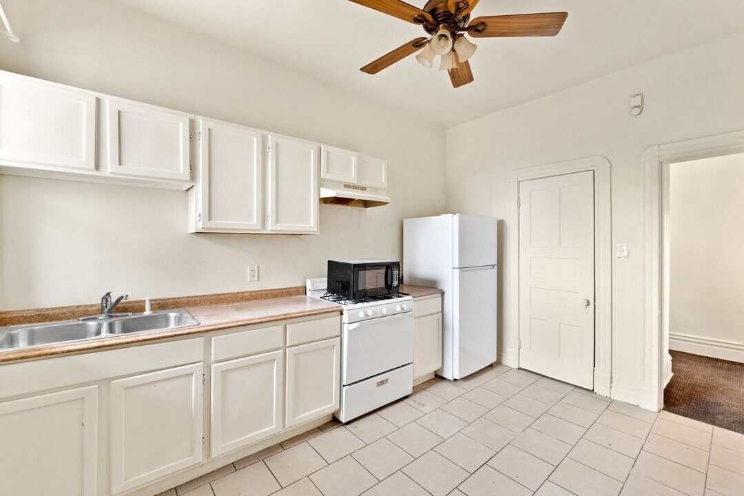 5130-5132-5132 Kensington Ave in St. Louis, MO - Building Photo