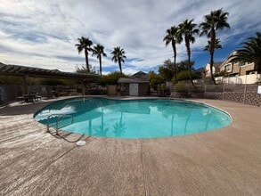 9125 Goose Lake Way in Las Vegas, NV - Building Photo - Building Photo