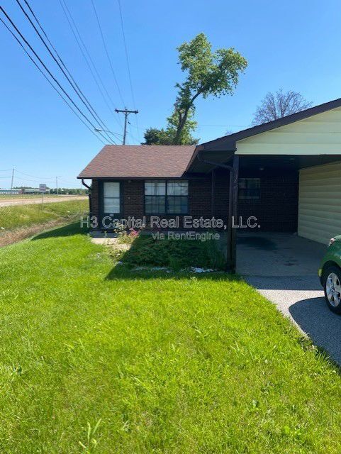 property at 2 Georgetown Dr