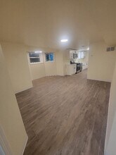 1650 N Tripp Ave in Chicago, IL - Building Photo - Building Photo