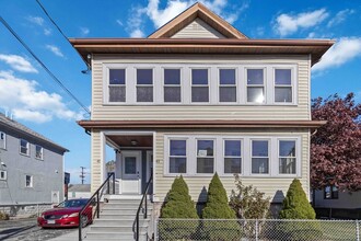 43 1st St-Unit -43 in Medford, MA - Foto de edificio - Building Photo