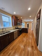 6317 N Washtenaw Ave, Unit #3 in Chicago, IL - Building Photo - Building Photo