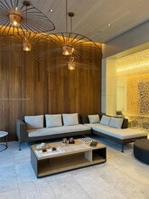 88 SW 7th St, Unit 2708 in Miami, FL - Building Photo - Building Photo
