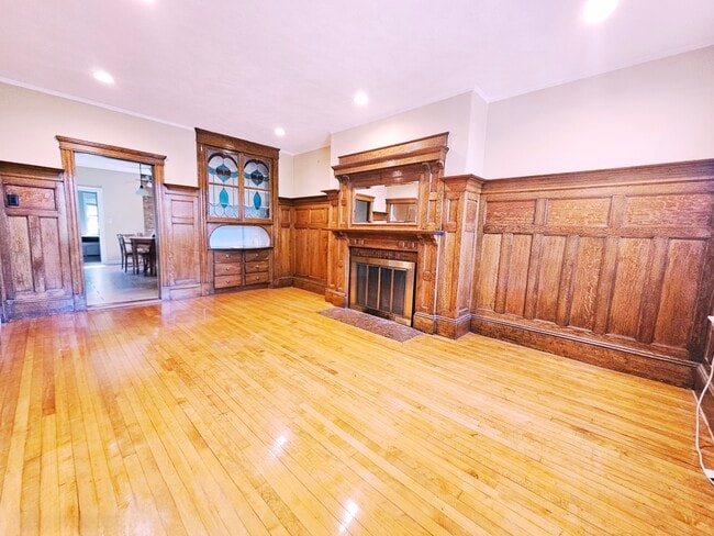 1793 Beacon St, Unit 55 in Brookline, MA - Building Photo - Building Photo