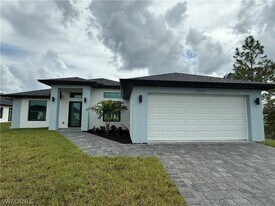 2707 34th St SW in Lehigh Acres, FL - Building Photo