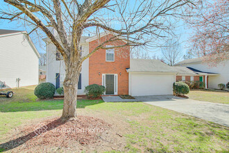 2133 Forest Ridge Rd SE in Atlanta, GA - Building Photo - Building Photo