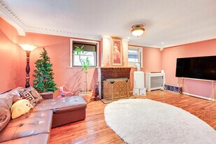 5 Terrace Pl, Unit ID1300629P in Glen Cove, NY - Building Photo